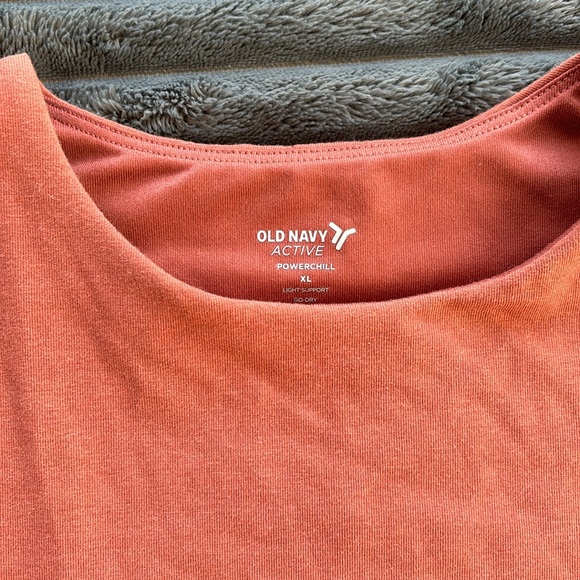 Activewear/Athletic Crop Tank - Picture 2 of 4